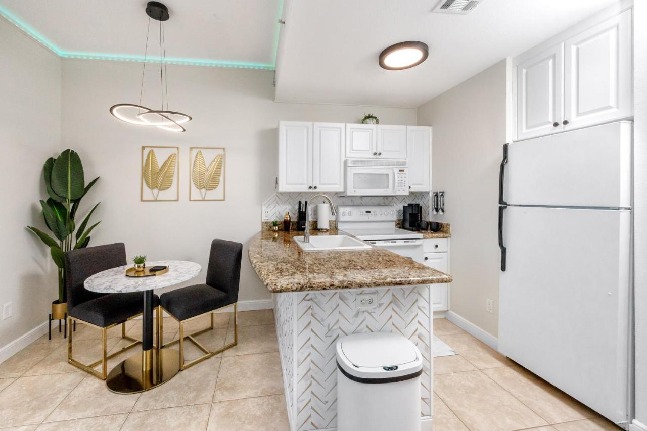Elegant Waterfront Place For Two/Boca Ciega Resort St. Petersburg Dış mekan fotoğraf