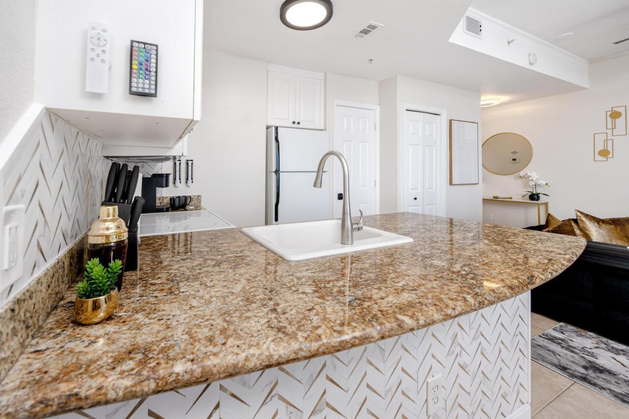 Elegant Waterfront Place For Two/Boca Ciega Resort St. Petersburg Dış mekan fotoğraf