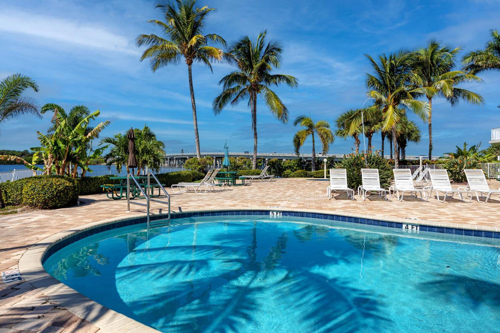 Elegant Waterfront Place For Two/Boca Ciega Resort St. Petersburg Dış mekan fotoğraf